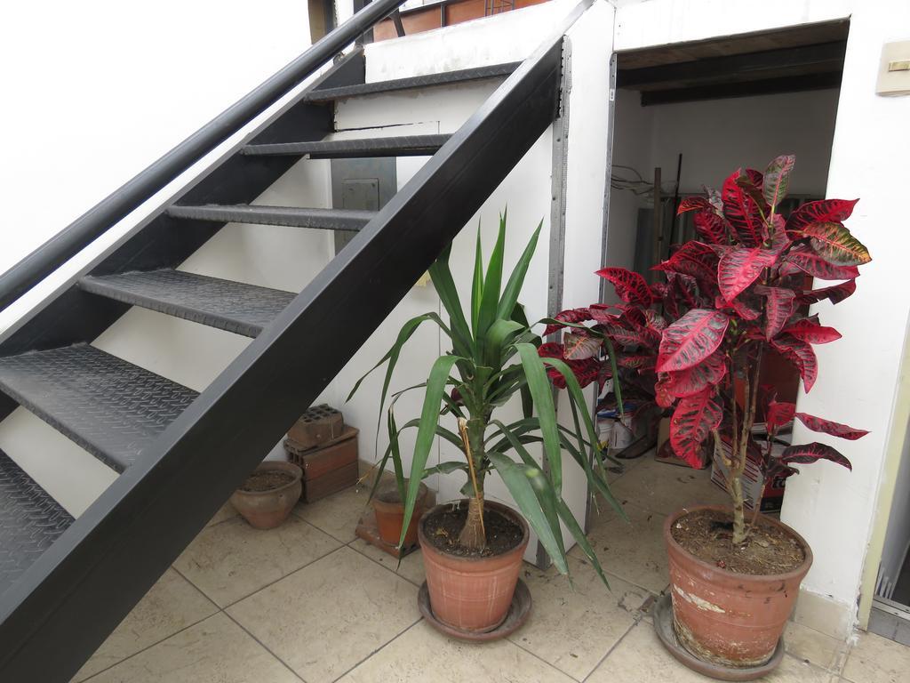 Casa Hualpa Hostel Lima Luaran gambar