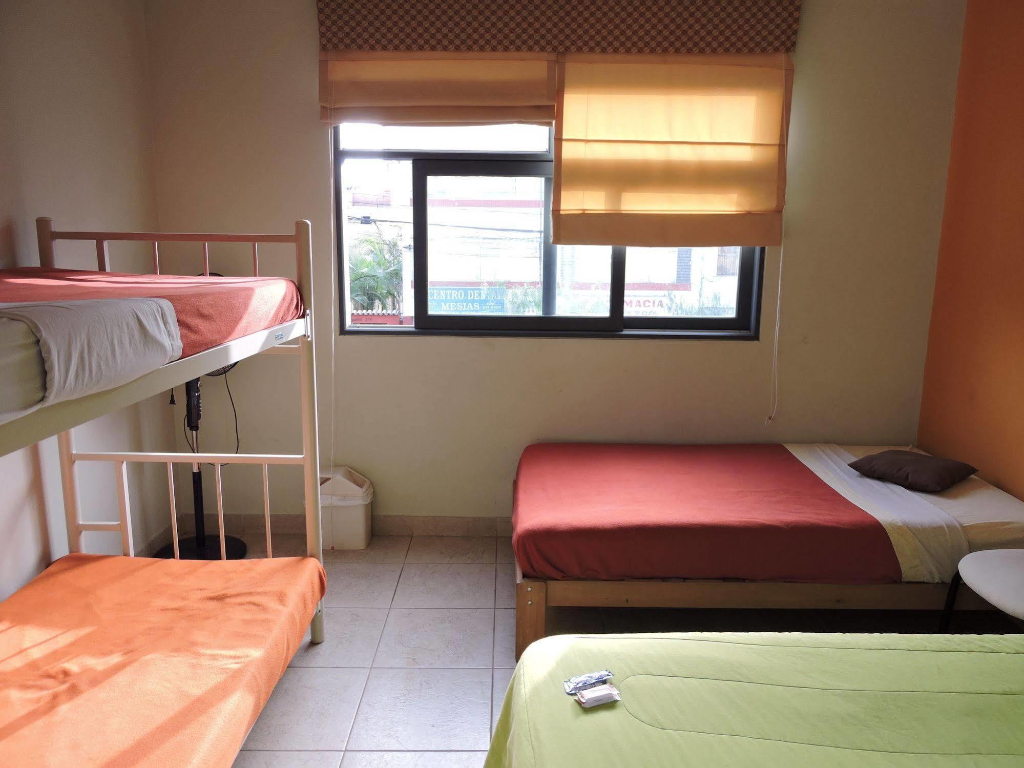 Casa Hualpa Hostel Lima Luaran gambar