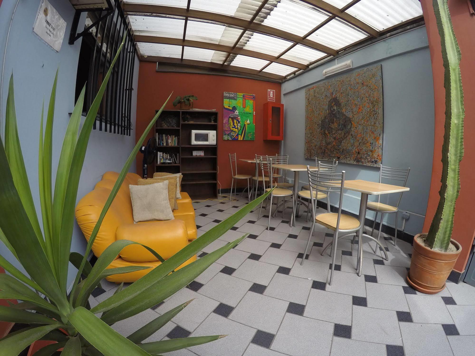 Casa Hualpa Hostel Lima Luaran gambar