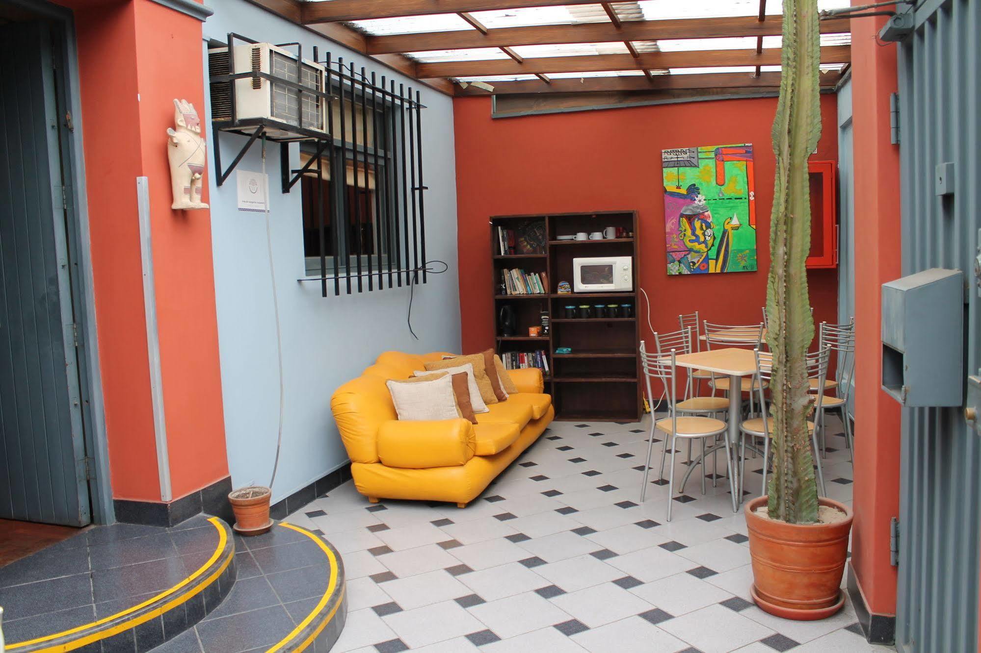 Casa Hualpa Hostel Lima Luaran gambar