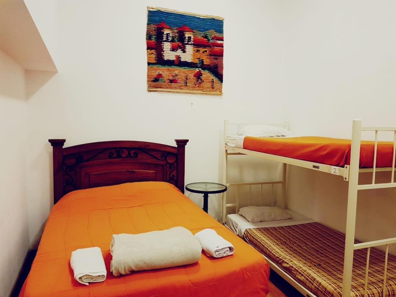 Casa Hualpa Hostel Lima Luaran gambar