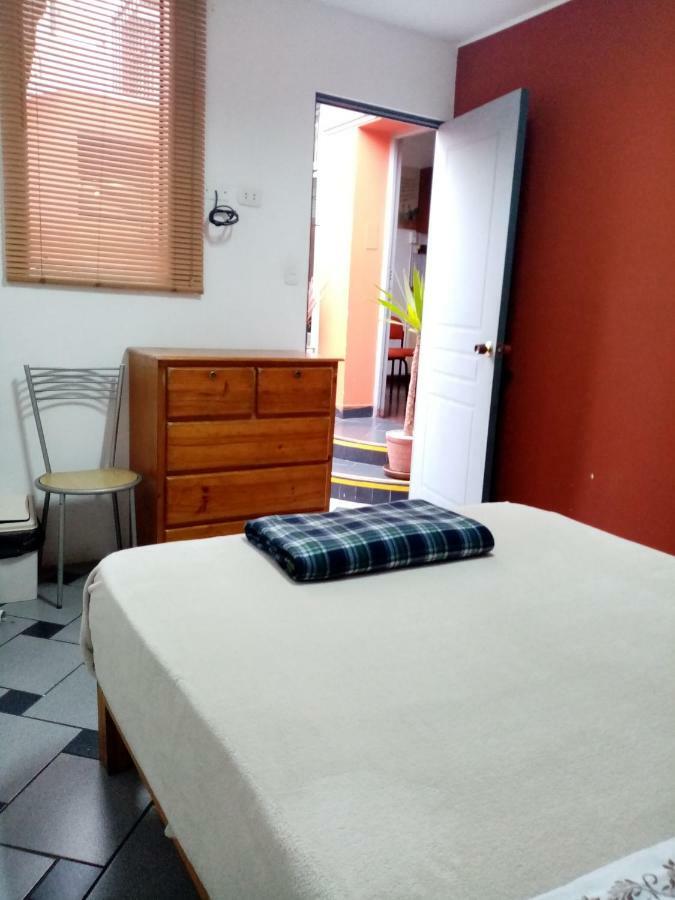 Casa Hualpa Hostel Lima Luaran gambar